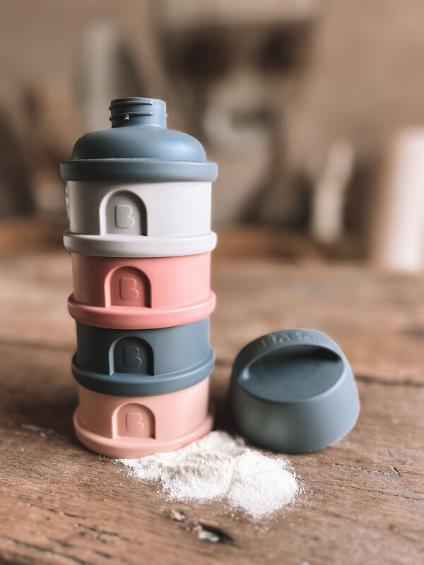 Formula milk container 4 compartments mineral grey /pink