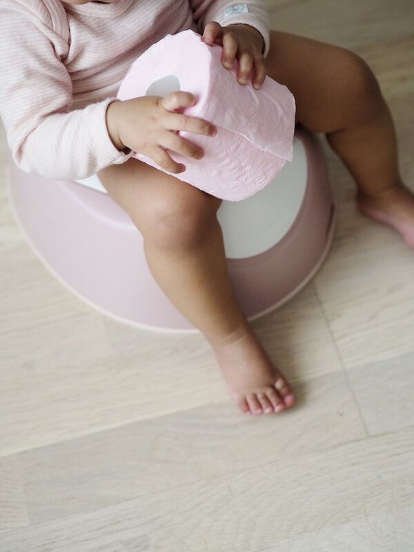 Ergonomic potty old pink